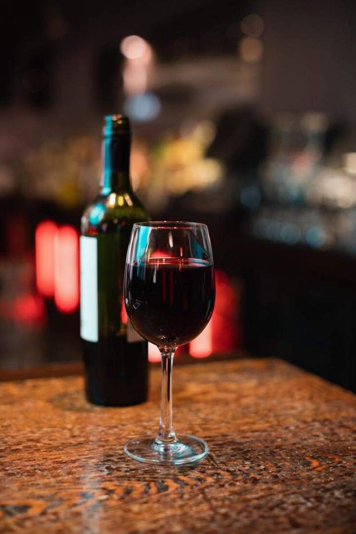 Vin rouge Marly-Gomont